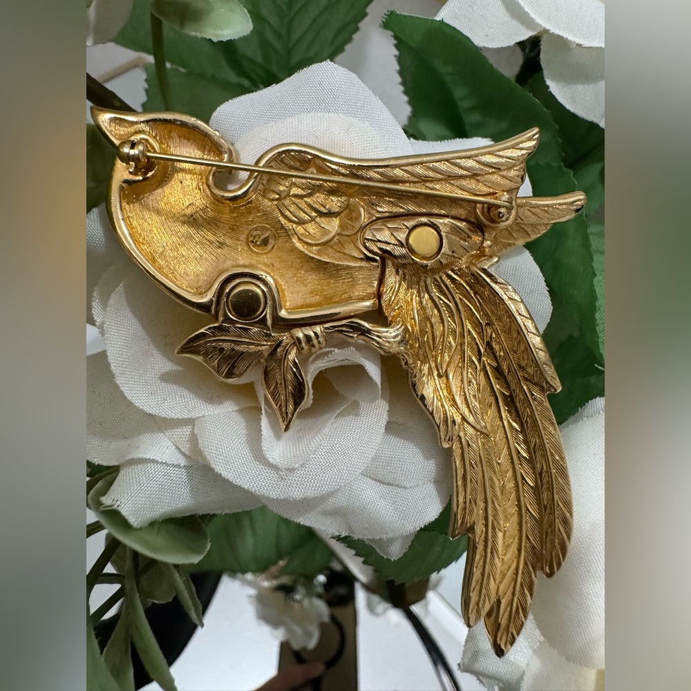 Swarovski Swan Gold Plated Vintage Cockatiel Parrot Brooch and Pin - Picture 8 of 15
